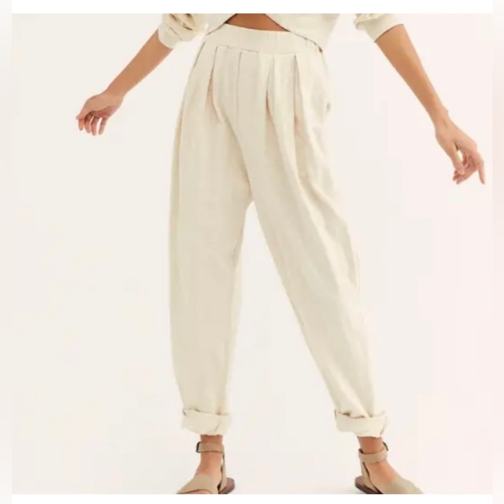 Free People Beach Culver City Tapered High Waisted Cream Sweatpants Joggers